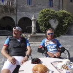 Noch immer warten auf die Burschen...