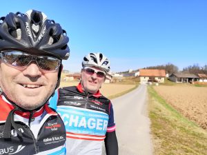 Etti und Ingi - Ortsausfahrt LIpsch...